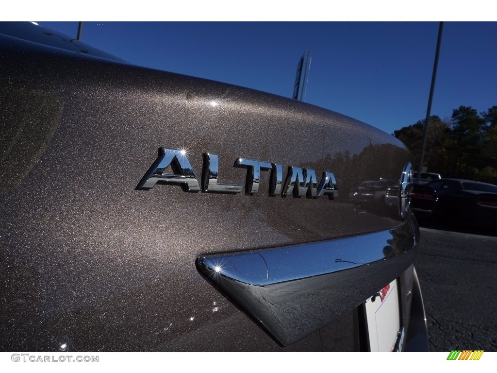 2015 Altima 2.5 S - Java Metallic / Beige photo #15