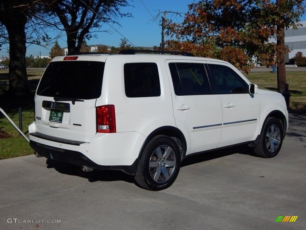 2014 Pilot Touring - White Diamond Pearl / Gray photo #7
