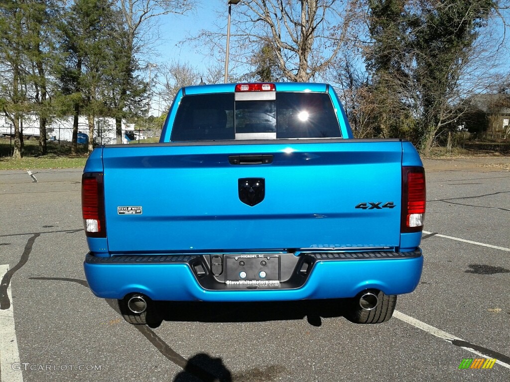 2018 1500 Sport Crew Cab 4x4 - Hydro Blue Pearl / Black photo #7