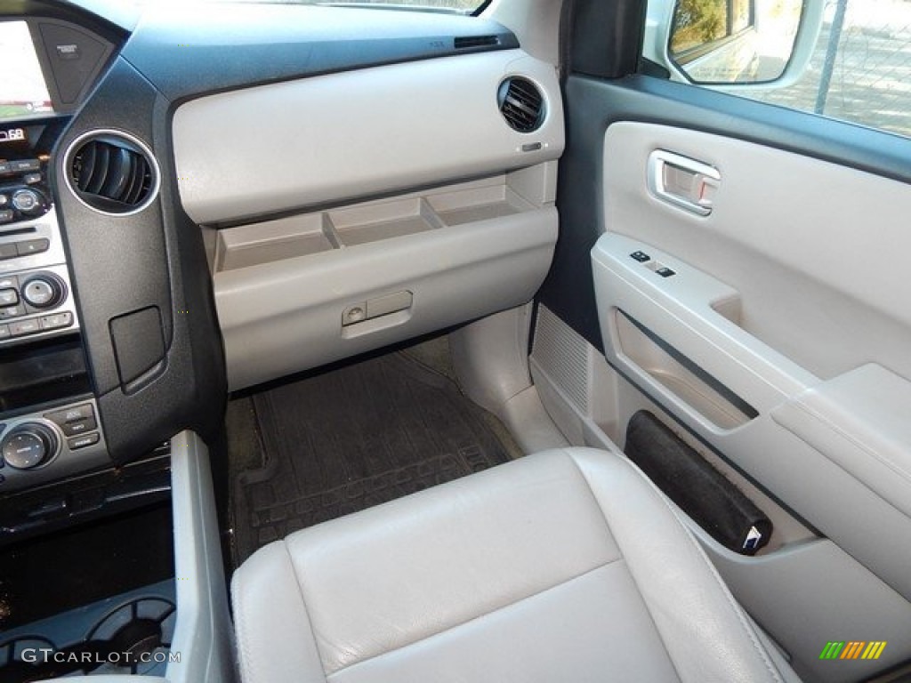 2014 Pilot Touring - White Diamond Pearl / Gray photo #15
