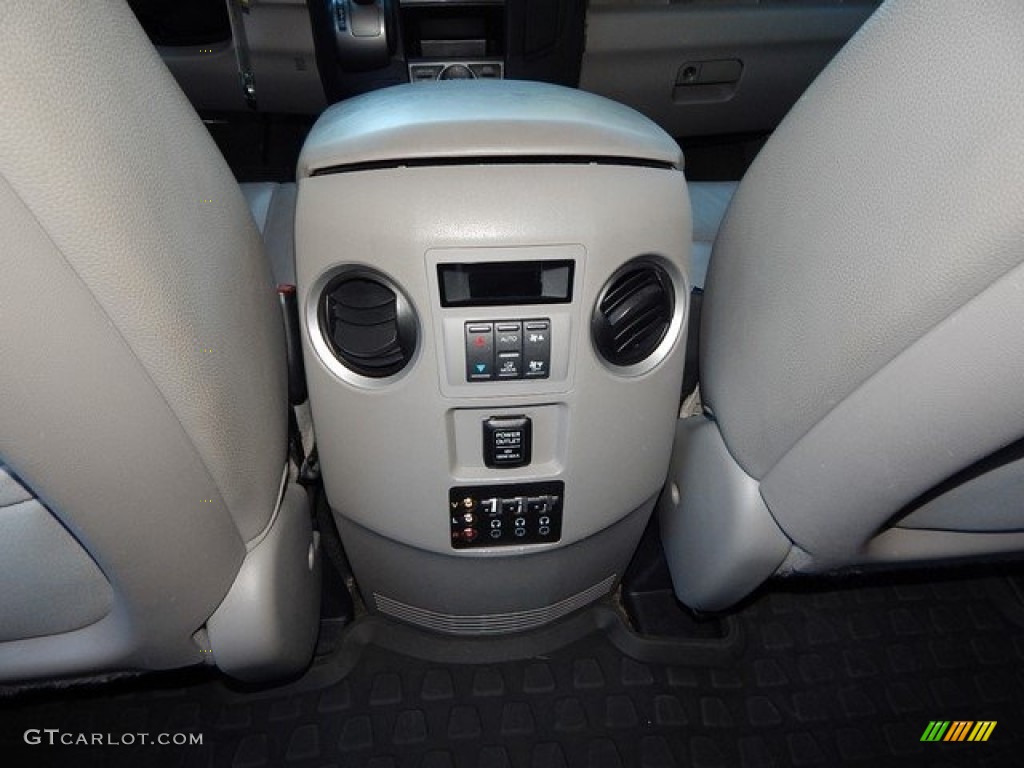 2014 Pilot Touring - White Diamond Pearl / Gray photo #16