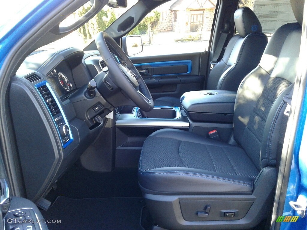 2018 1500 Sport Crew Cab 4x4 - Hydro Blue Pearl / Black photo #9