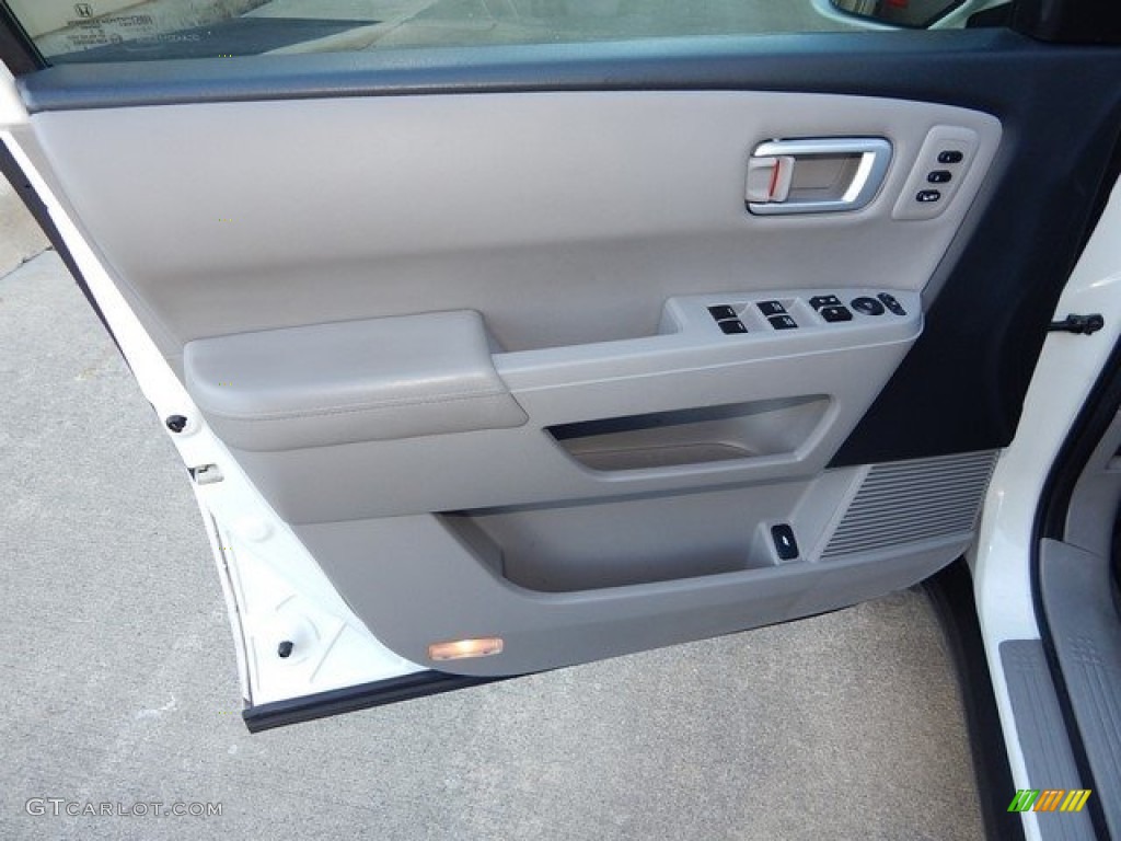 2014 Pilot Touring - White Diamond Pearl / Gray photo #26
