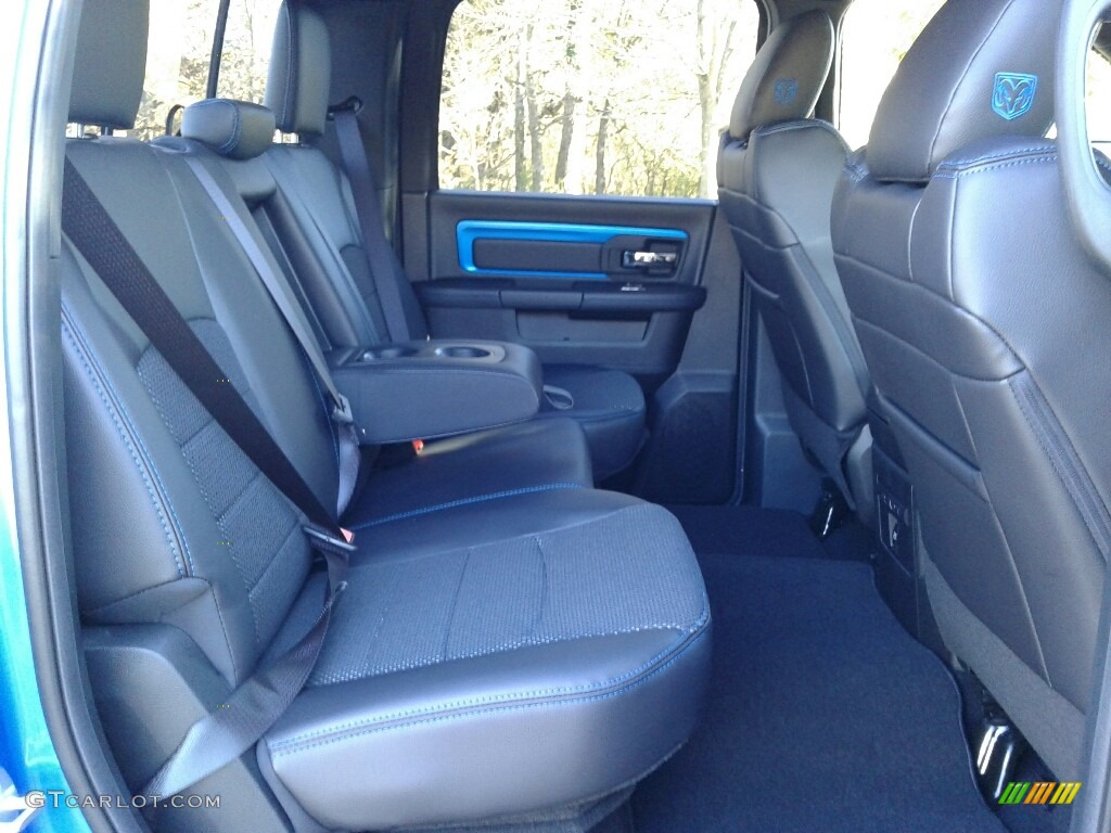 2018 1500 Sport Crew Cab 4x4 - Hydro Blue Pearl / Black photo #14