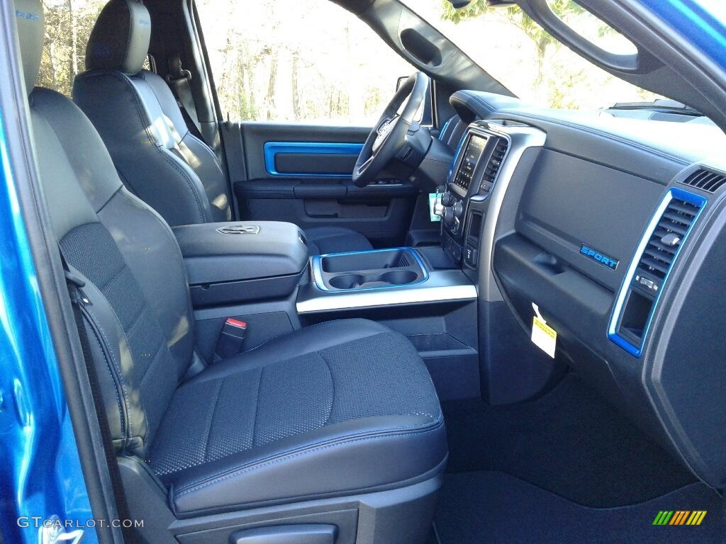 2018 1500 Sport Crew Cab 4x4 - Hydro Blue Pearl / Black photo #15