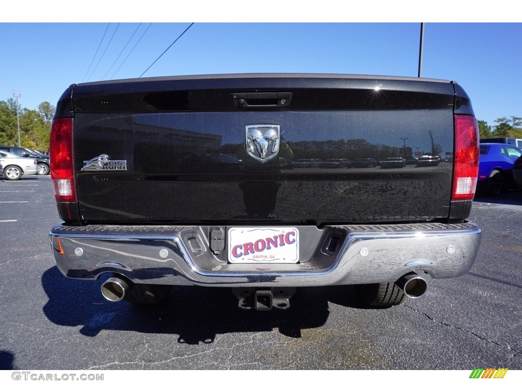 2018 1500 Big Horn Crew Cab - Brilliant Black Crystal Pearl / Black/Diesel Gray photo #6