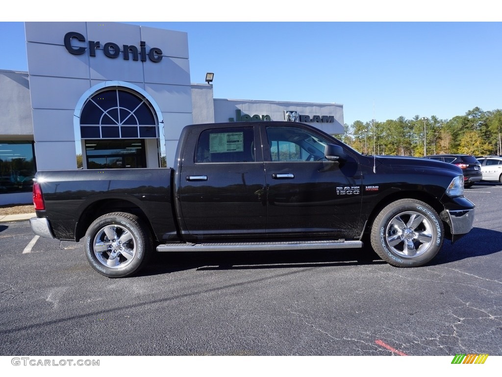 2018 1500 Big Horn Crew Cab - Brilliant Black Crystal Pearl / Black/Diesel Gray photo #8