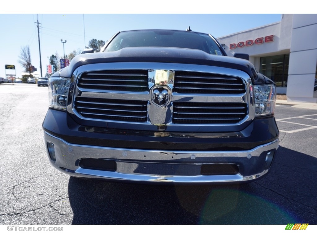 2018 1500 Big Horn Crew Cab - Brilliant Black Crystal Pearl / Black/Diesel Gray photo #2