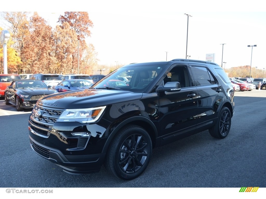 2018 Explorer XLT - Shadow Black / Ebony Black photo #3