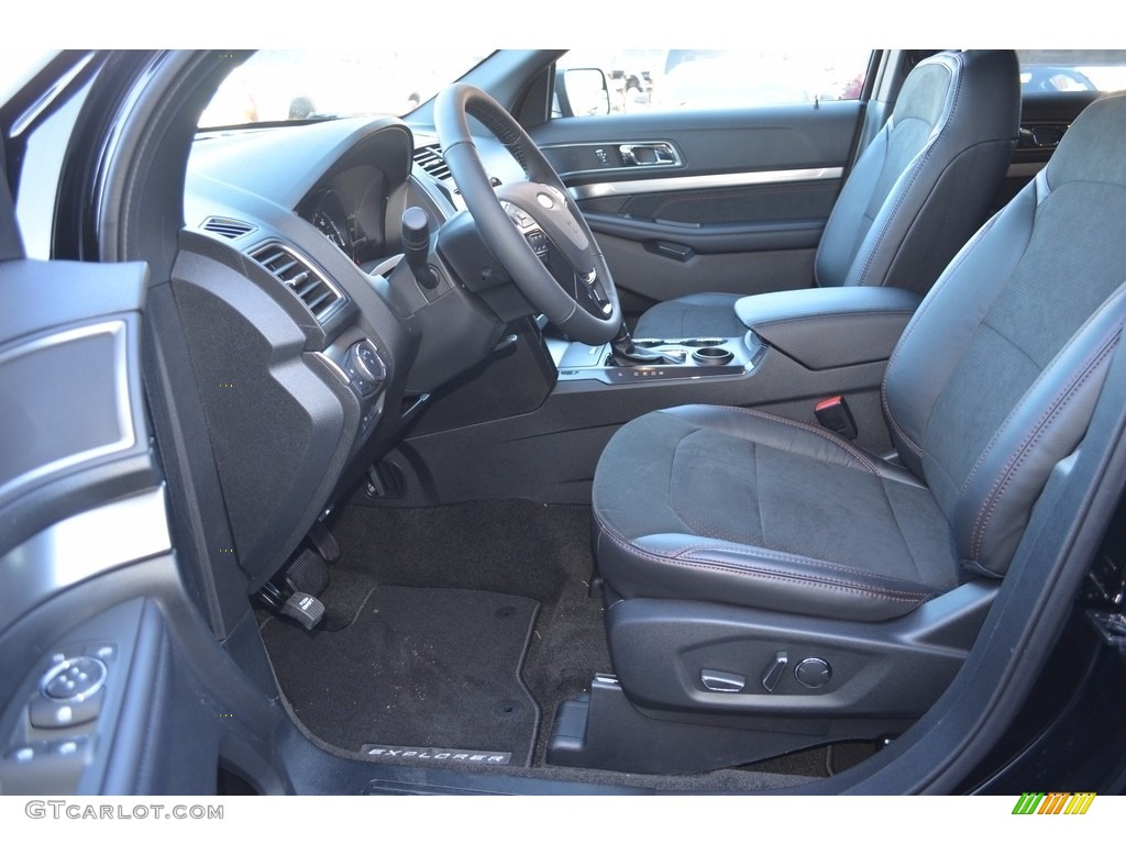 2018 Ford Explorer XLT Front Seat Photo #124090276