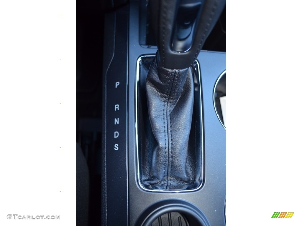 2018 Explorer XLT - Shadow Black / Ebony Black photo #17