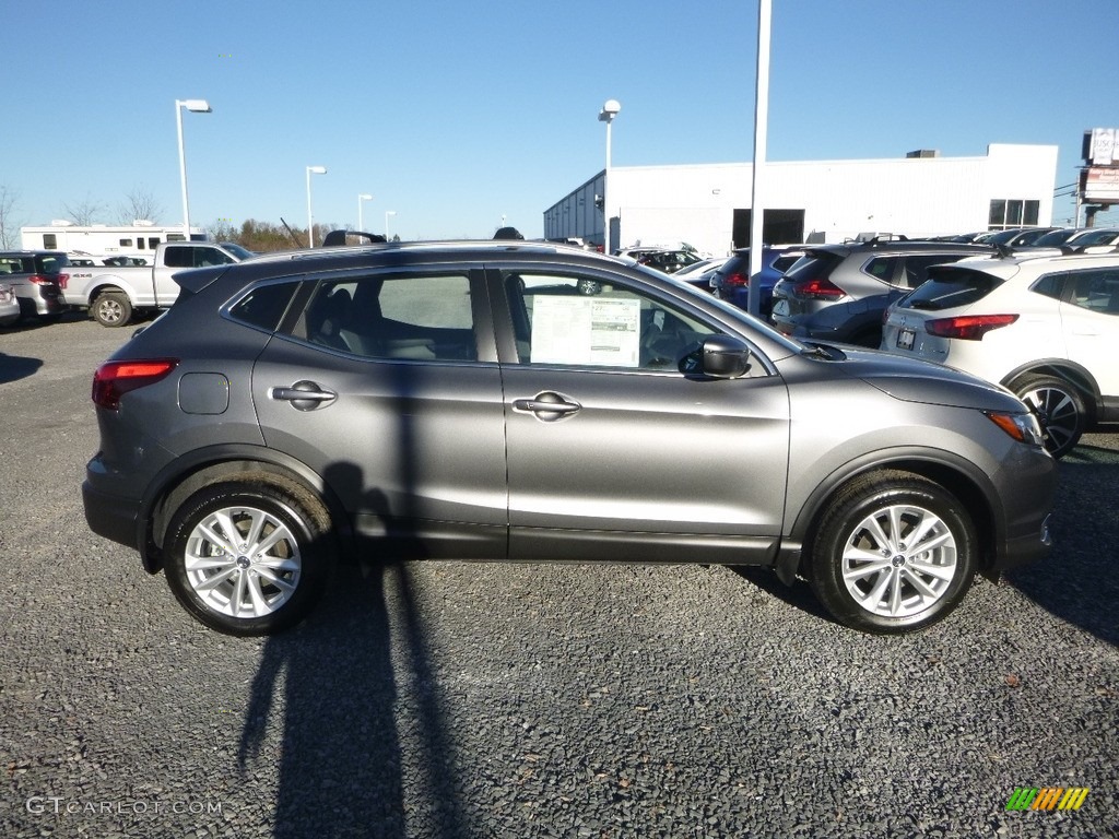2017 Rogue Sport SV AWD - Gun Metallic / Charcoal photo #3