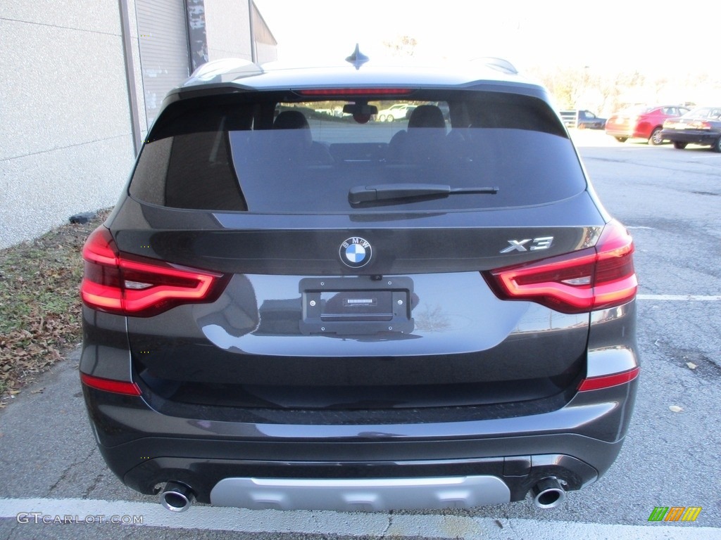 2018 X3 xDrive30i - Dark Graphite Metallic / Black photo #4