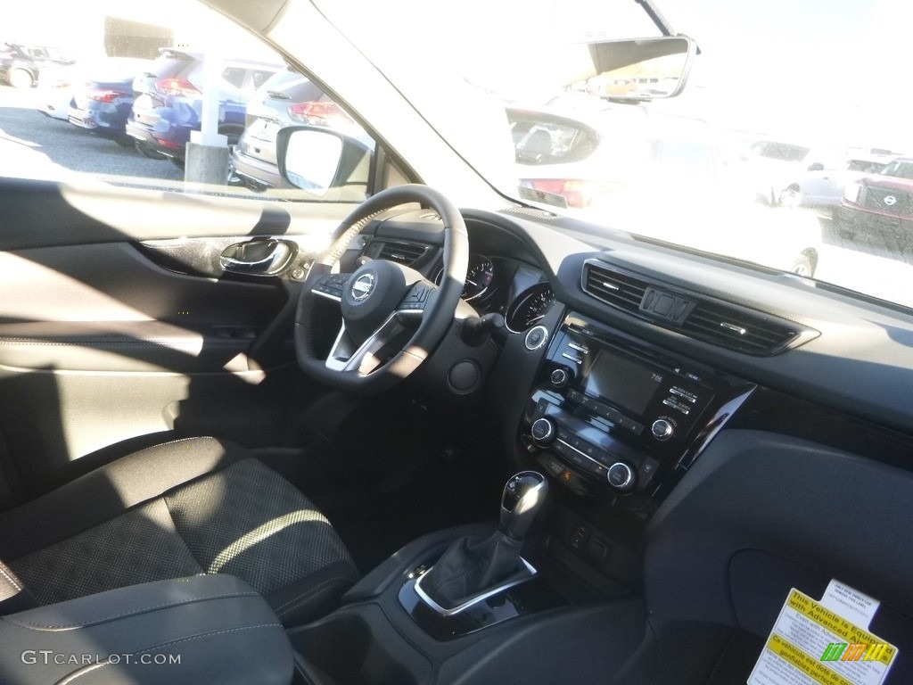 2017 Rogue Sport SV AWD - Gun Metallic / Charcoal photo #10