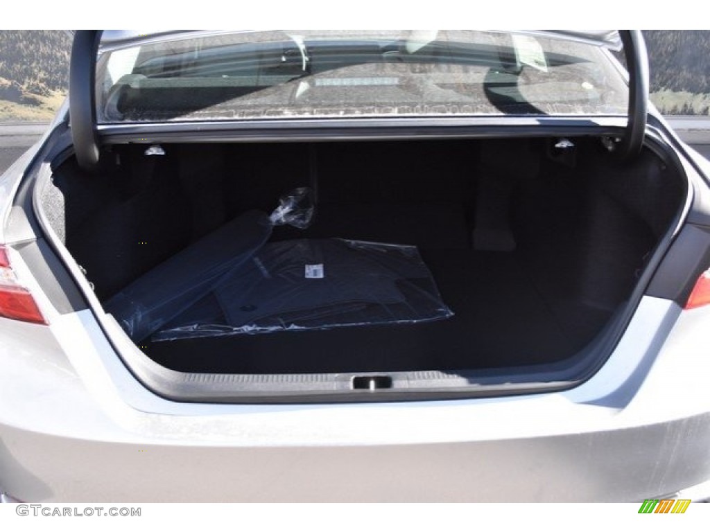 2018 Camry SE - Celestial Silver Metallic / Ash photo #8