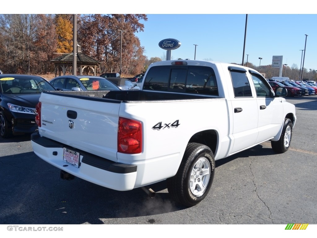 2007 Dakota SLT Quad Cab 4x4 - Bright White / Medium Slate Gray photo #3