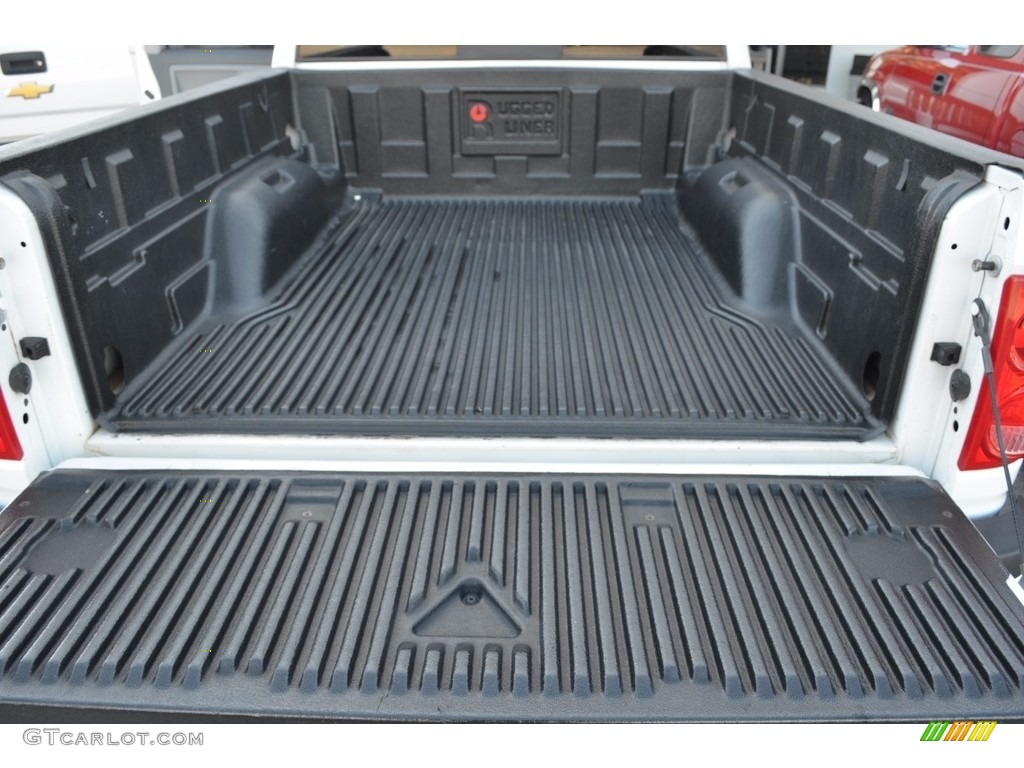 2007 Dakota SLT Quad Cab 4x4 - Bright White / Medium Slate Gray photo #9