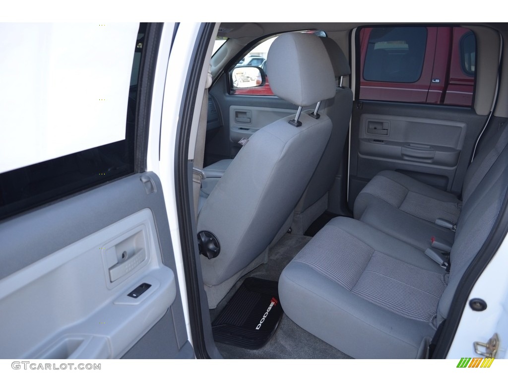 2007 Dakota SLT Quad Cab 4x4 - Bright White / Medium Slate Gray photo #13