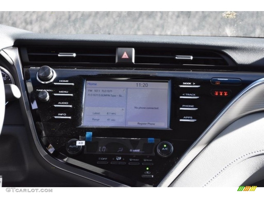 2018 Camry SE - Celestial Silver Metallic / Black photo #6