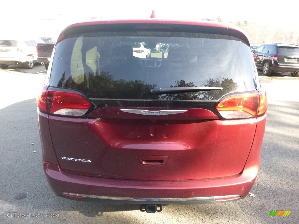 2018 Pacifica Touring L Plus - Velvet Red Pearl / Black/Alloy photo #4