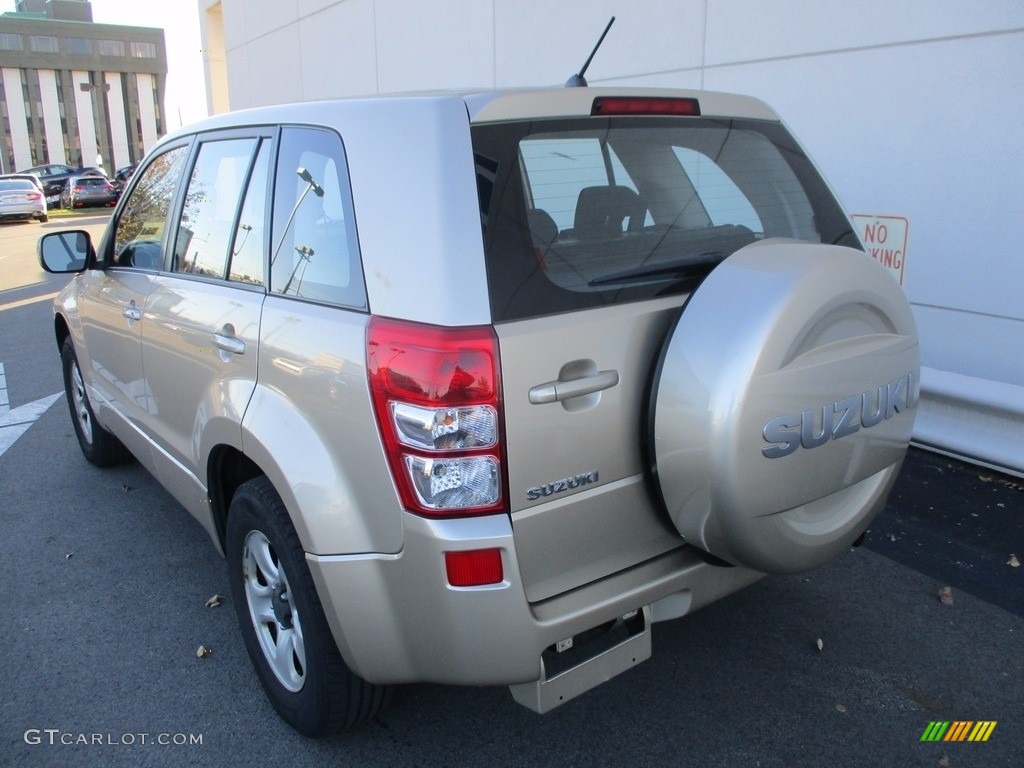 2008 Grand Vitara 4x4 - Sandstorm Metallic / Black photo #3