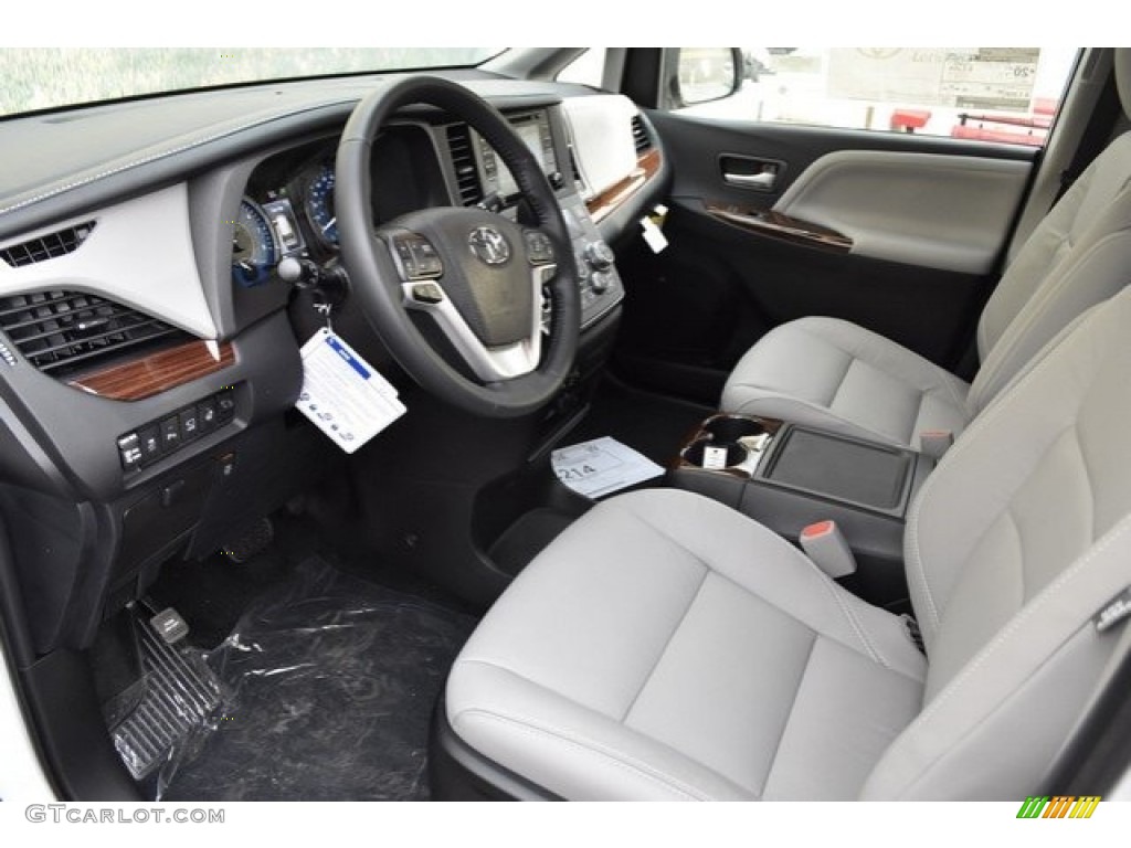 Gray Interior 2018 Toyota Sienna Limited AWD Photo #124098457