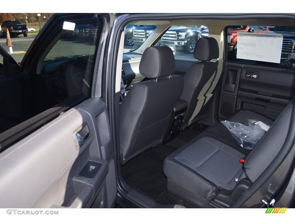 2018 Ford Flex SE Rear Seat Photos