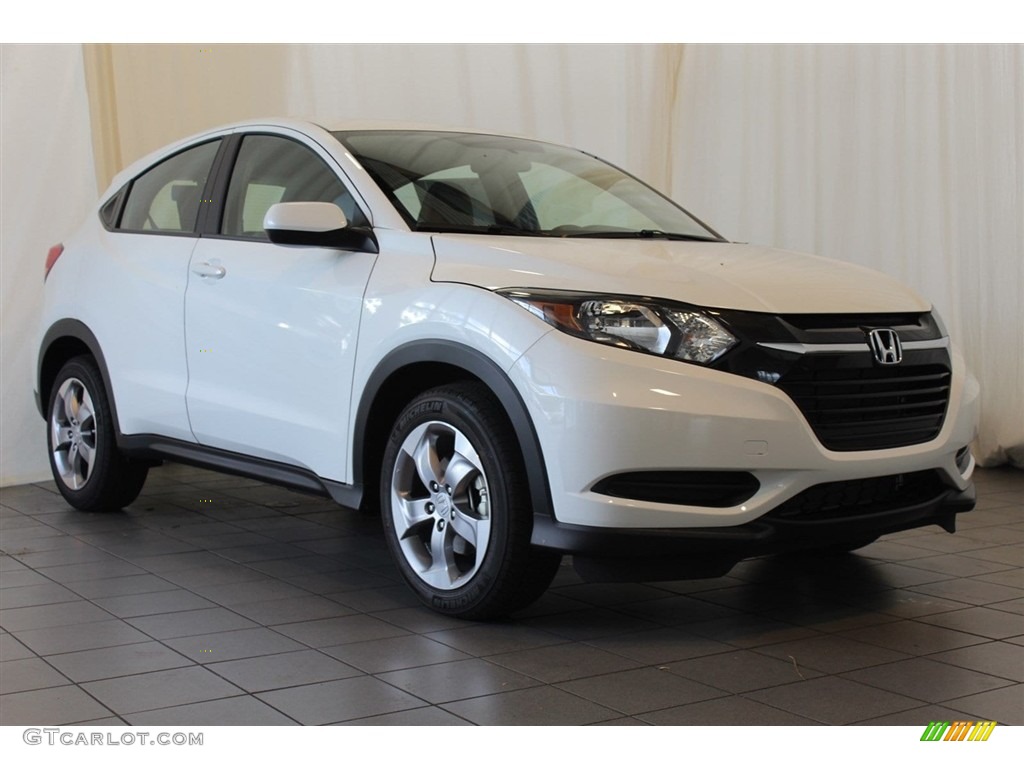 White Orchid Pearl 2018 Honda HR-V LX Exterior Photo #124104635