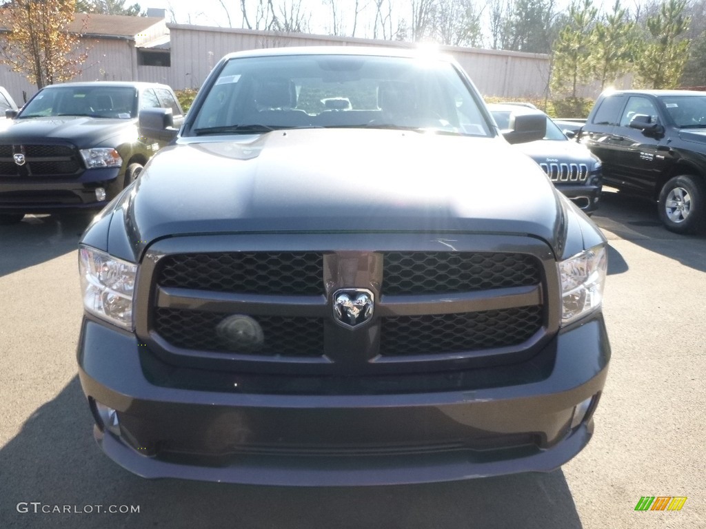 2018 1500 Express Quad Cab 4x4 - Granite Crystal Metallic / Black/Diesel Gray photo #8