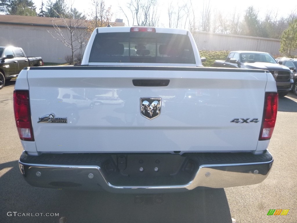 2018 1500 Big Horn Crew Cab 4x4 - Bright White / Black/Diesel Gray photo #4