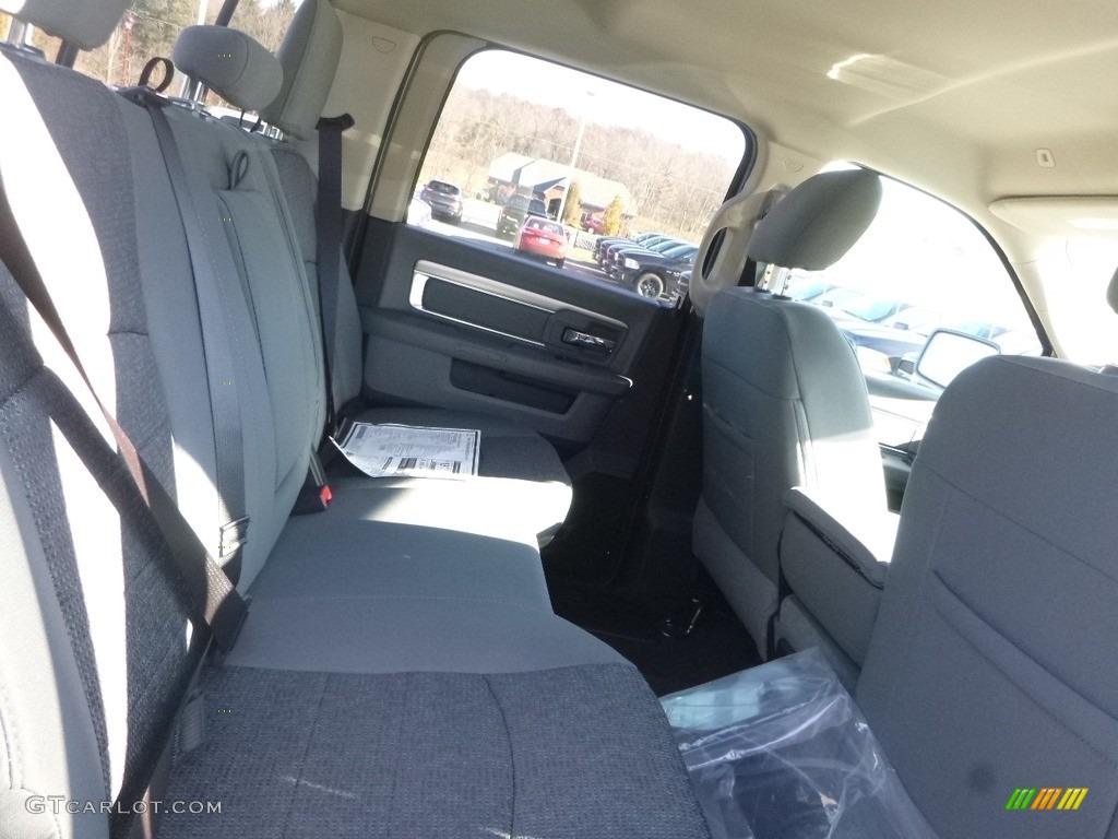 2018 1500 Big Horn Crew Cab 4x4 - Bright White / Black/Diesel Gray photo #13