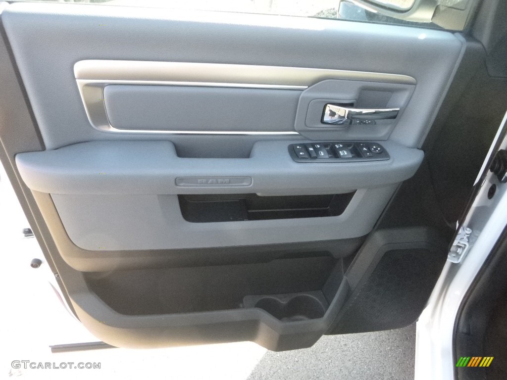 2018 1500 Big Horn Crew Cab 4x4 - Bright White / Black/Diesel Gray photo #15