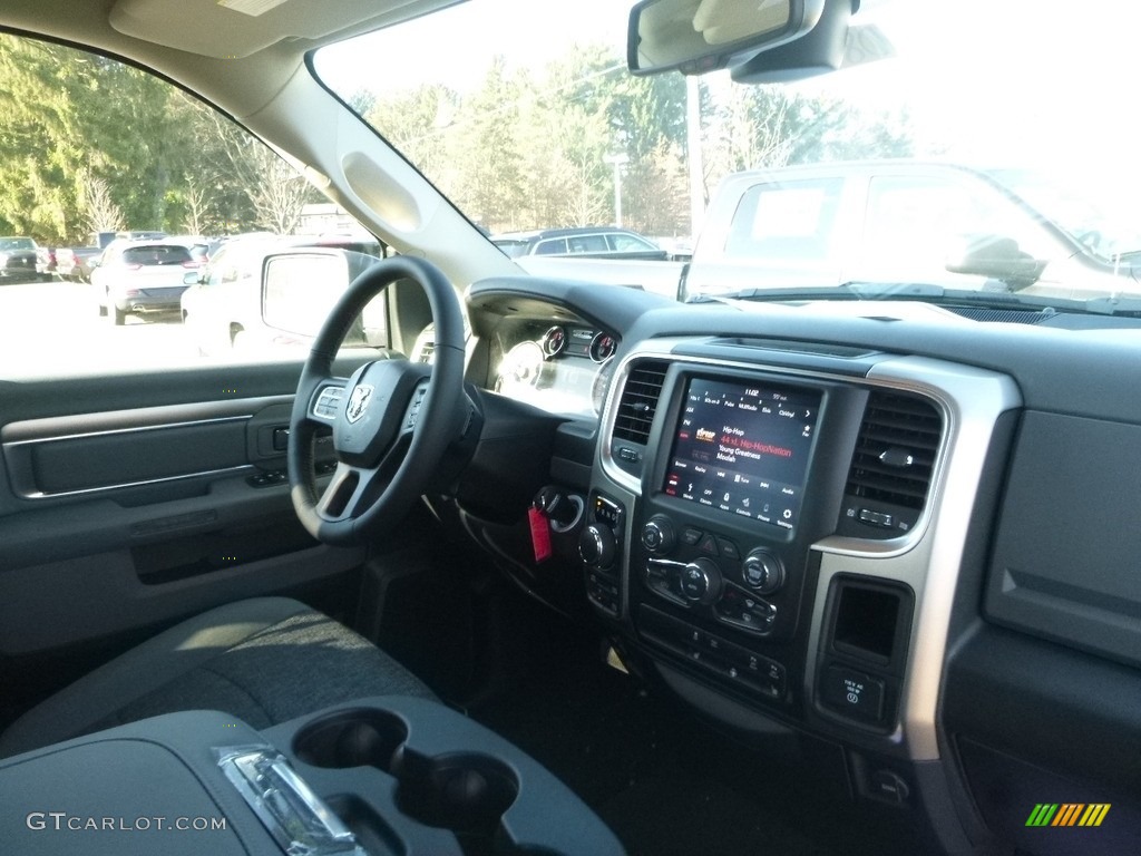 2018 1500 Big Horn Crew Cab 4x4 - Granite Crystal Metallic / Black/Diesel Gray photo #10