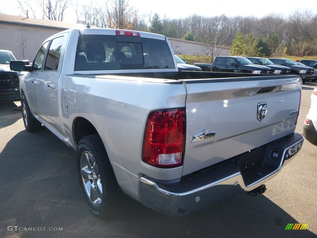 2018 1500 Big Horn Crew Cab 4x4 - Bright Silver Metallic / Black/Diesel Gray photo #3