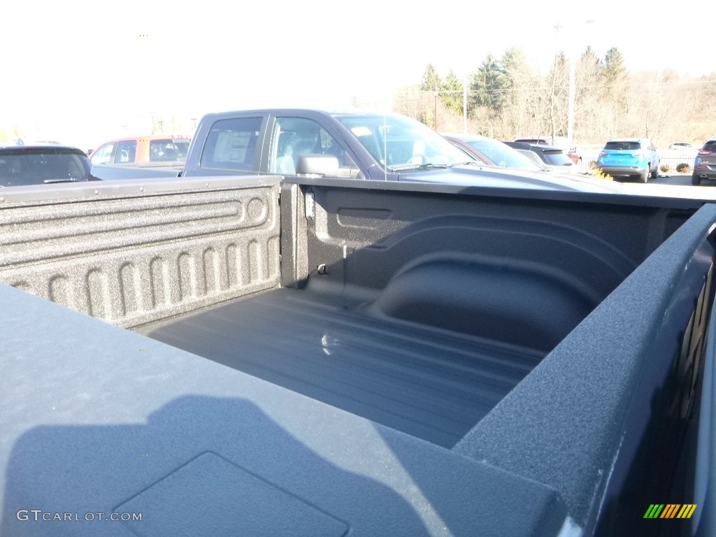 2018 1500 Big Horn Crew Cab 4x4 - Bright Silver Metallic / Black/Diesel Gray photo #10