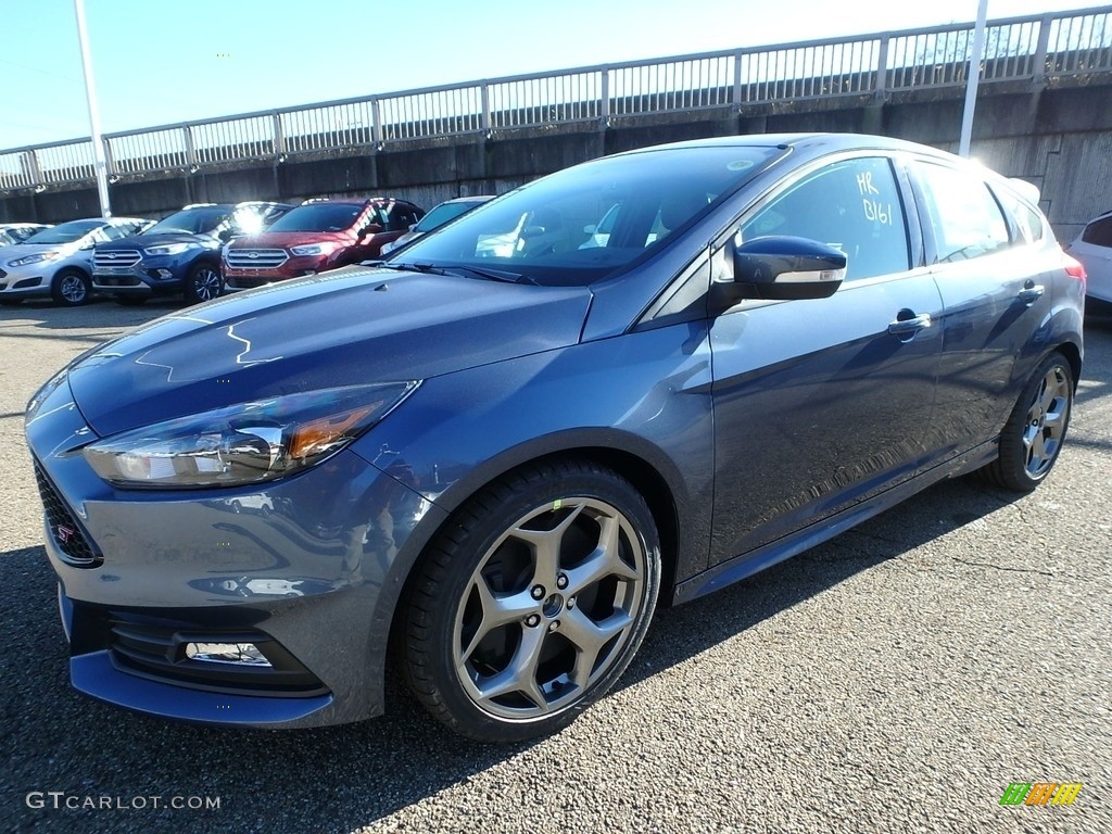 Blue Metallic 2018 Ford Focus ST Hatch Exterior Photo #124113385