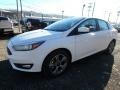 Oxford White - Focus SE Sedan Photo No. 7