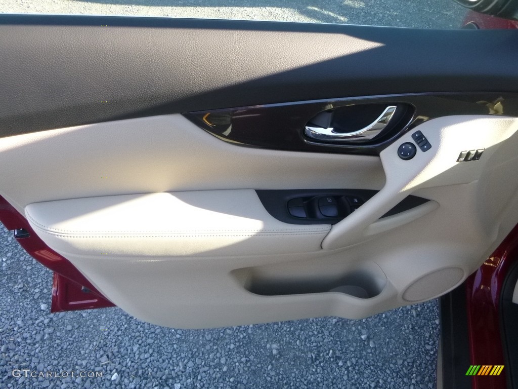 2018 Nissan Rogue SV AWD Almond Door Panel Photo #124118383
