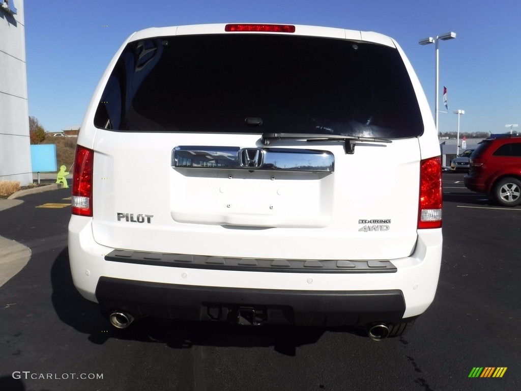 2011 Pilot Touring 4WD - White Diamond Pearl / Gray photo #10