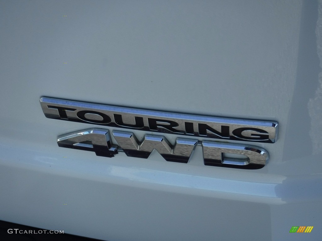 2011 Pilot Touring 4WD - White Diamond Pearl / Gray photo #12