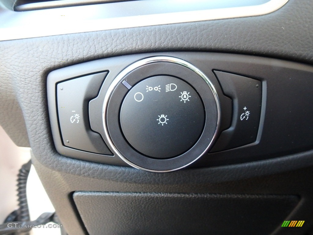 2018 Ford Edge SEL AWD Controls Photo #124122217