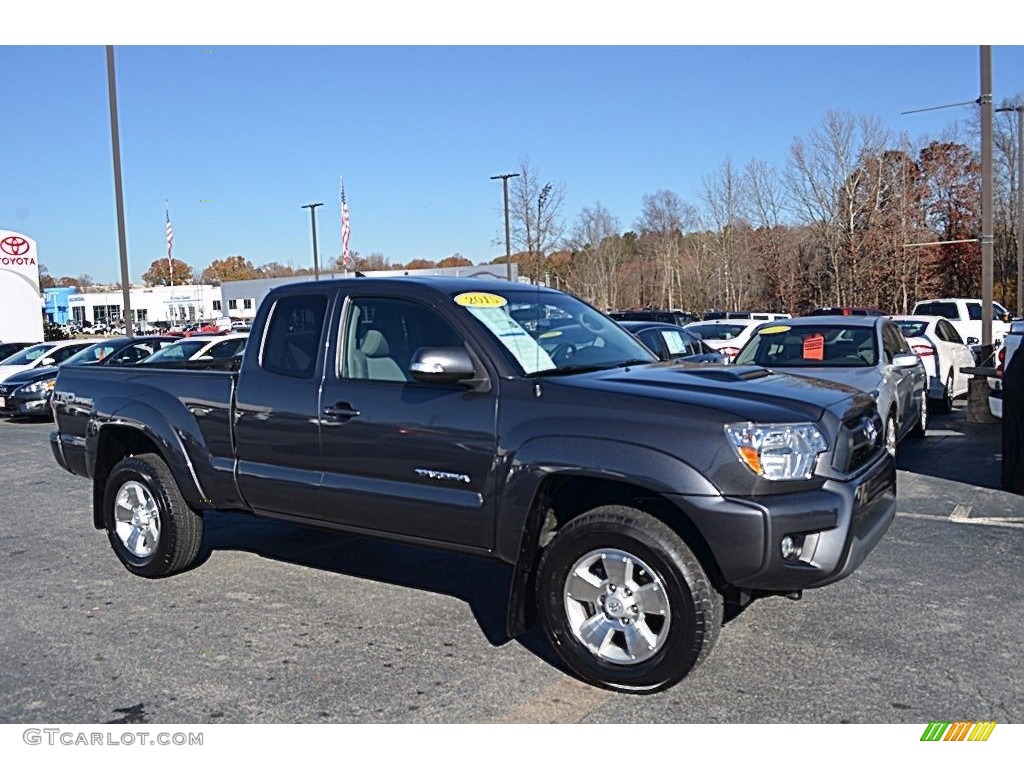 2015 Tacoma V6 Access Cab 4x4 - Magnetic Gray Metallic / Graphite photo #1