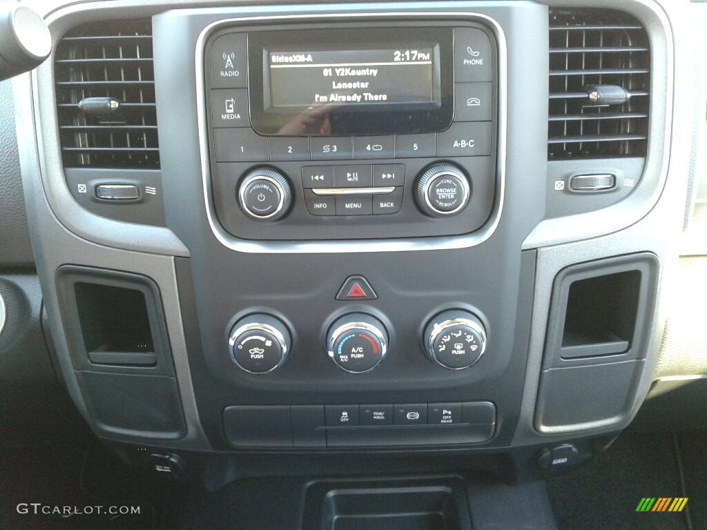 2018 Ram 2500 Tradesman Crew Cab 4x4 Controls Photo #124134121