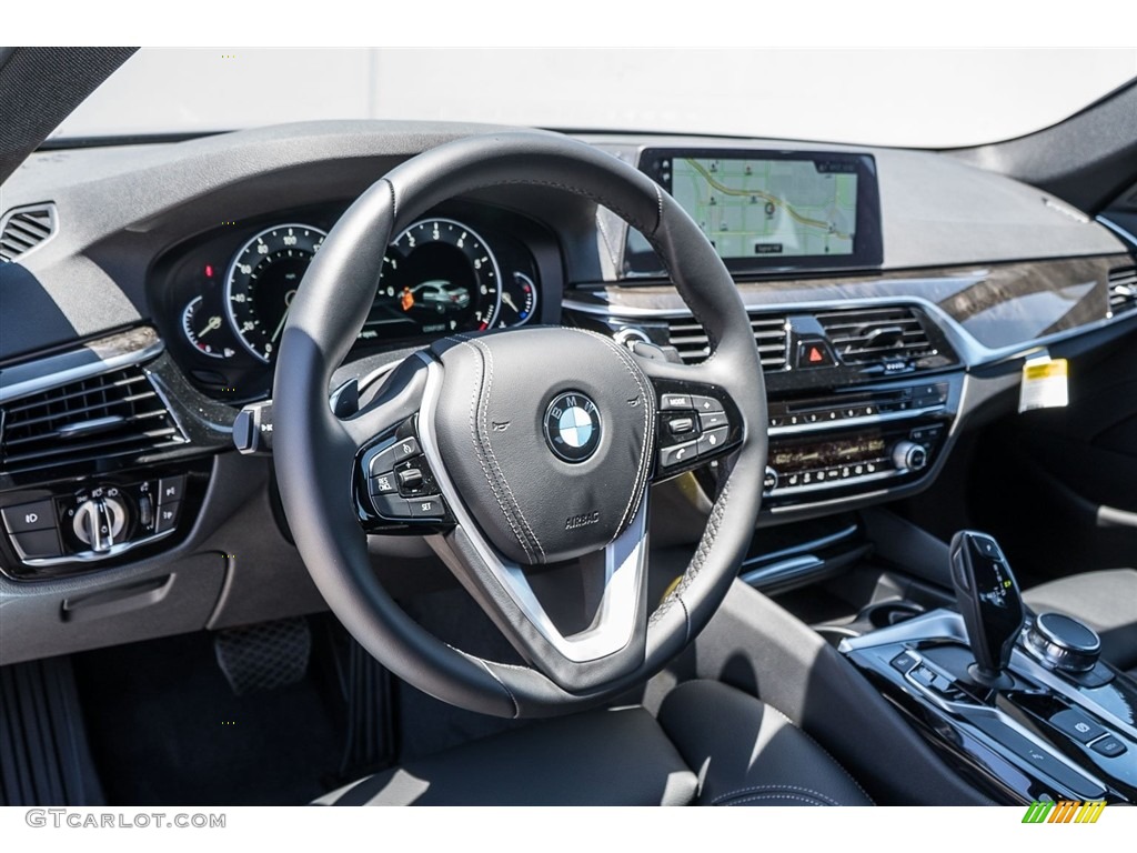 2018 5 Series 530i Sedan - Imperial Blue Metallic / Black photo #5