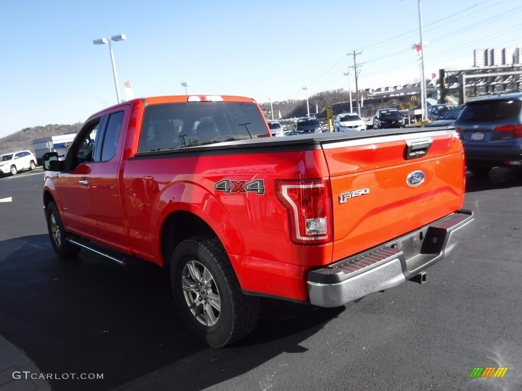 2016 F150 XLT SuperCab 4x4 - Race Red / Medium Earth Gray photo #10