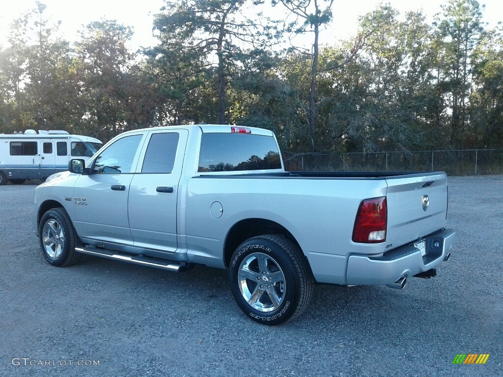 2018 1500 Express Quad Cab - Bright Silver Metallic / Black/Diesel Gray photo #3