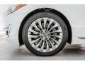 2017 Hyundai Genesis G90 RWD Wheel and Tire Photo