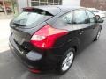 Tuxedo Black - Focus SE Hatchback Photo No. 2