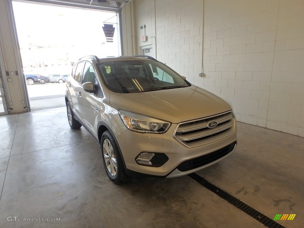 2018 Escape SE 4WD - White Gold / Charcoal Black photo #1