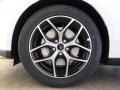 Oxford White - Focus SEL Hatch Photo No. 5